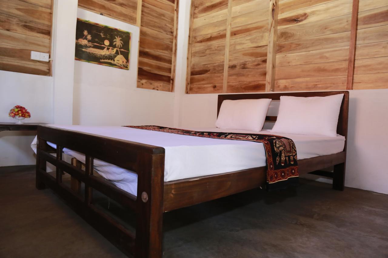 Ocean View Beach Resort - คัลพิทิยา ภายนอก รูปภาพ