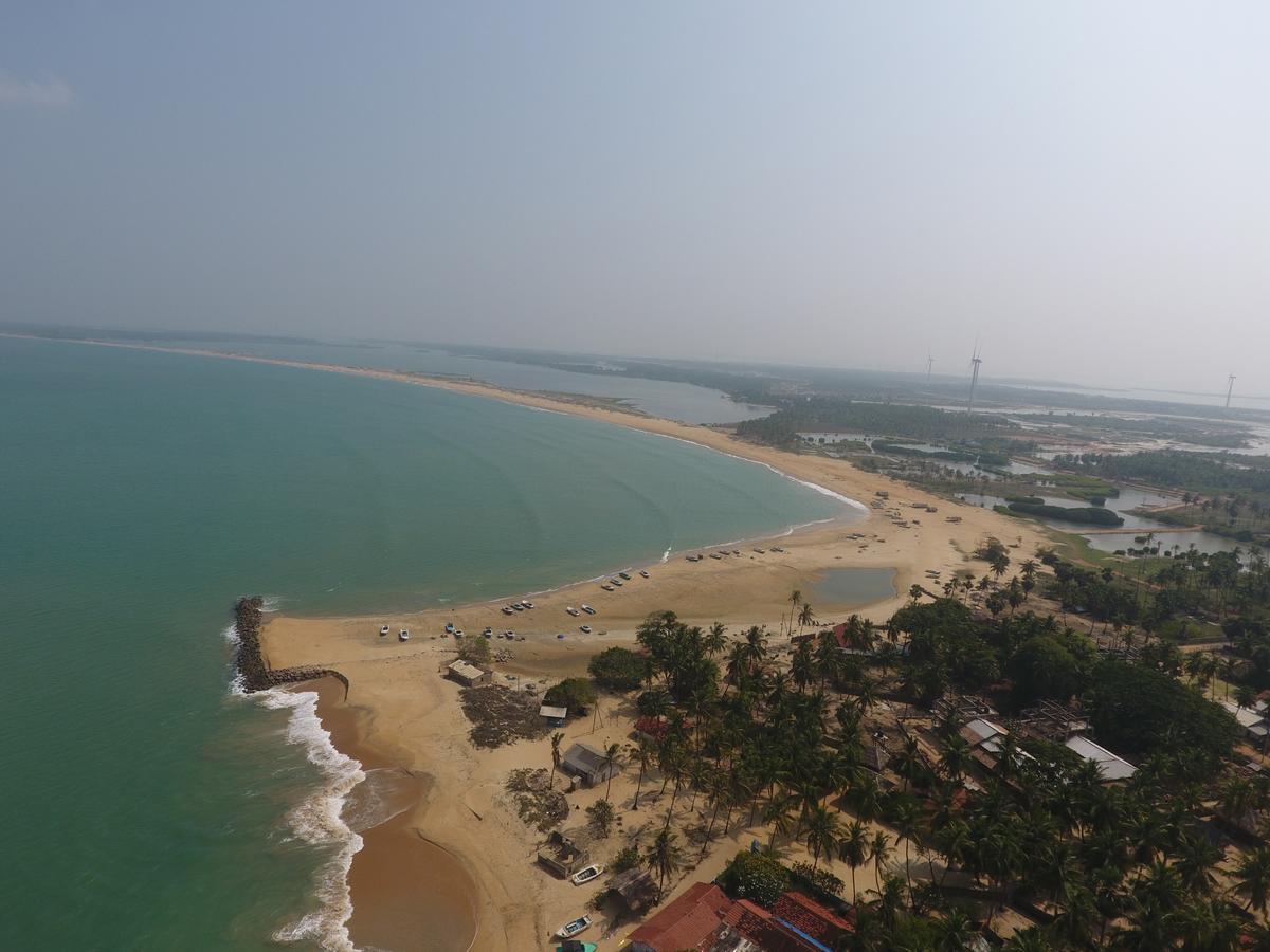 Ocean View Beach Resort - คัลพิทิยา ภายนอก รูปภาพ